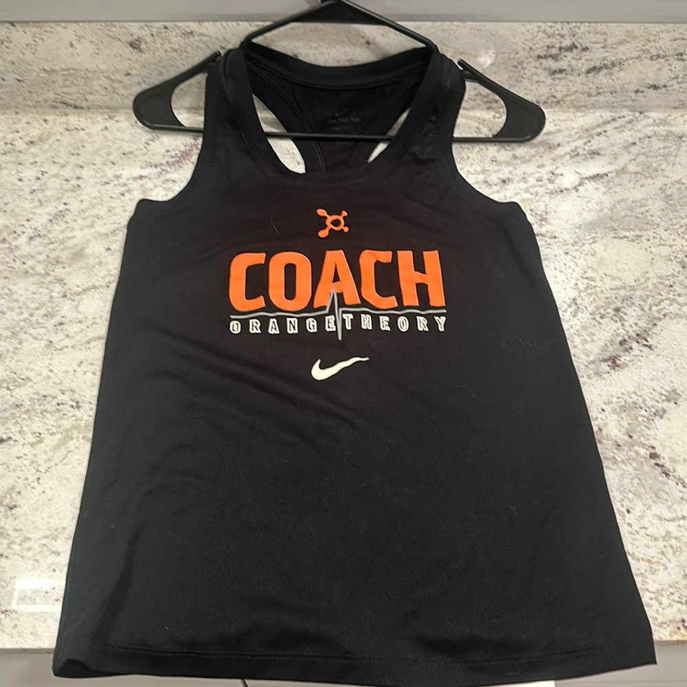 Nike Women’s OTF Small Coach Tank
